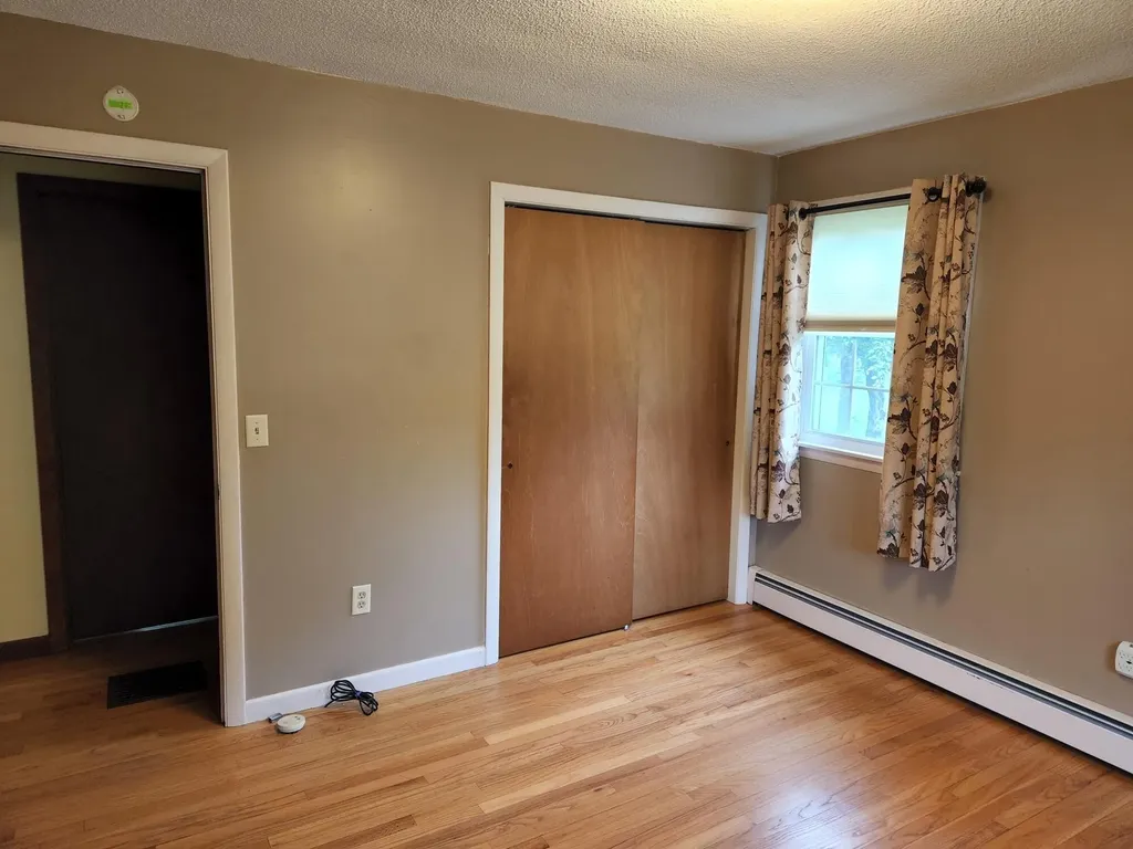 78 Billings Road Hermon ME 04401