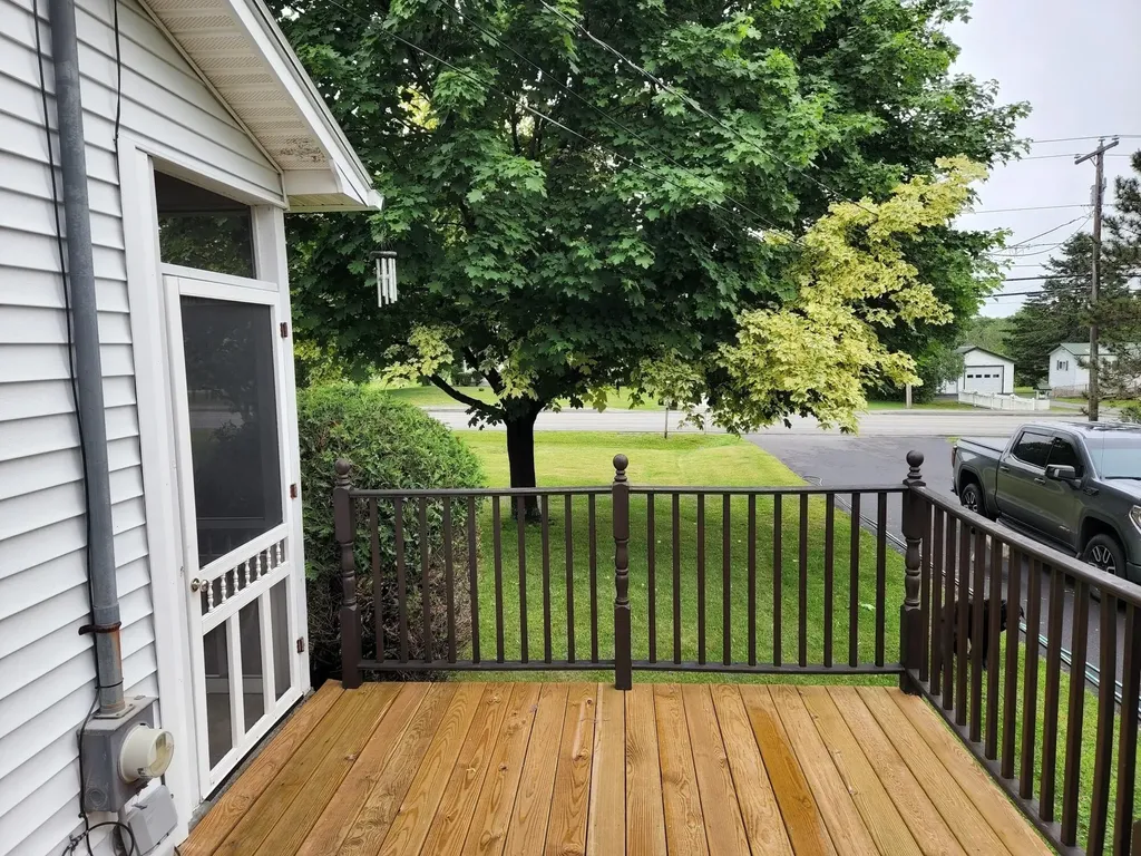 78 Billings Road Hermon ME 04401