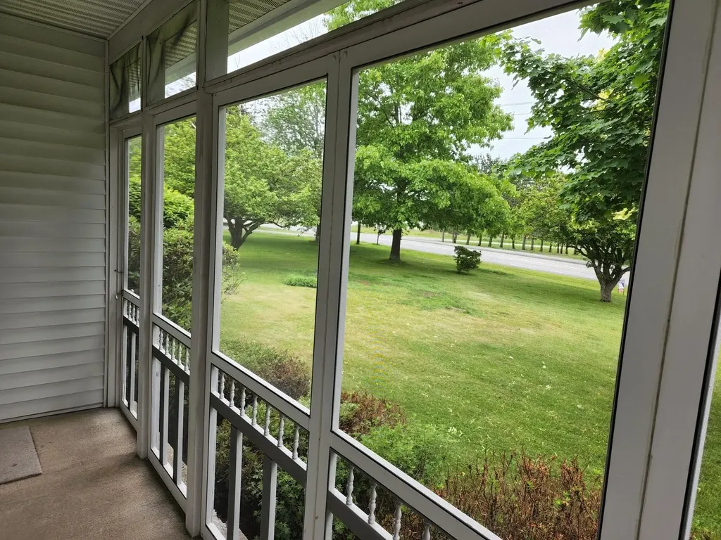78 Billings Road Hermon ME 04401