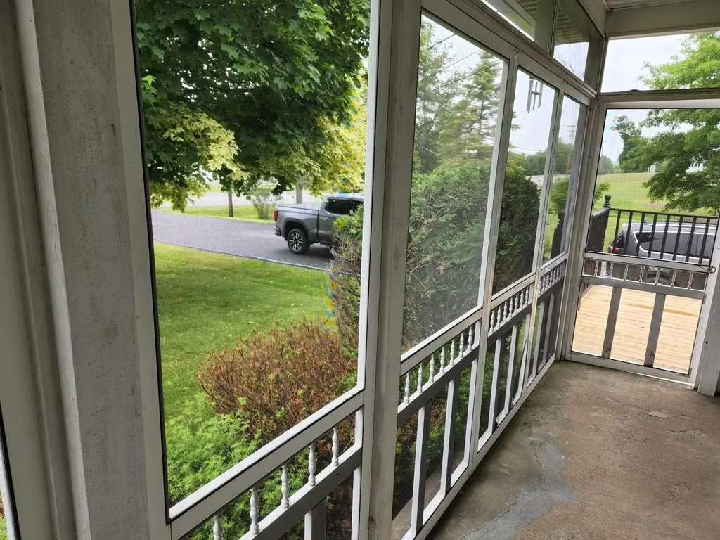 78 Billings Road Hermon ME 04401