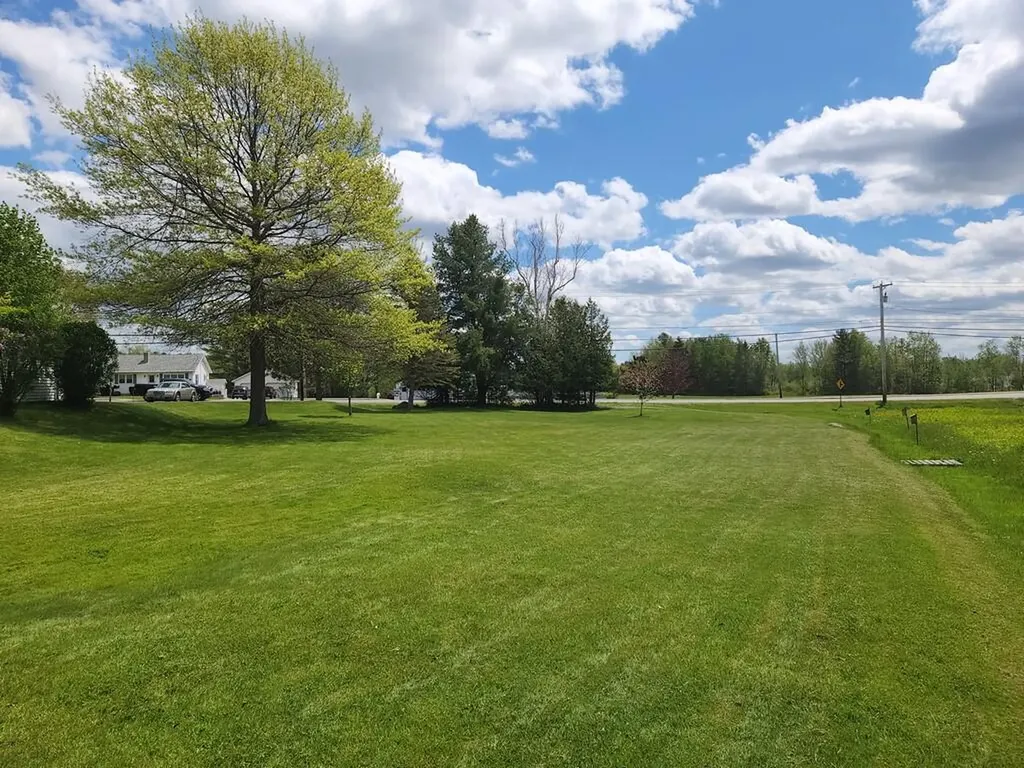78 Billings Road Hermon ME 04401
