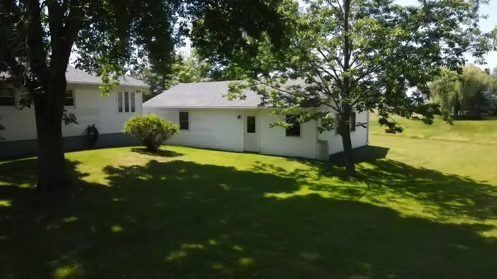 78 Billings Road Hermon ME 04401