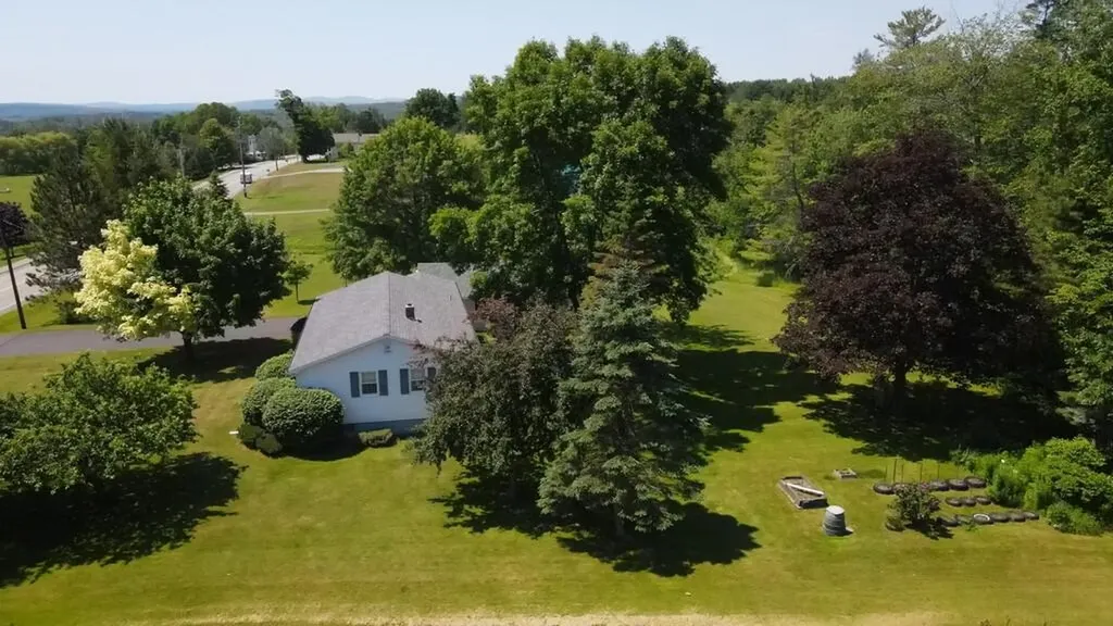 78 Billings Road Hermon ME 04401