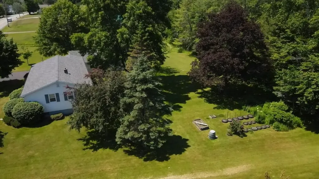78 Billings Road Hermon ME 04401