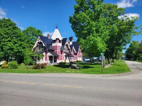 6 Gardiner Street Sherman ME 04776
