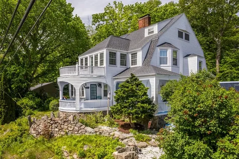 402 York Street York ME 03909