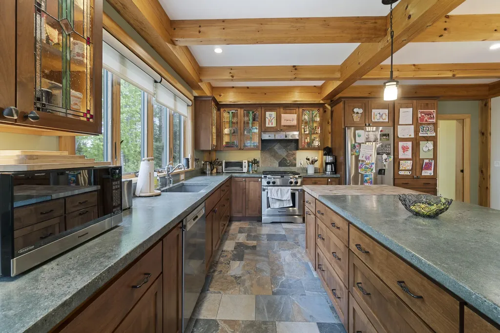 39 Island View Lane Brunswick ME 04011