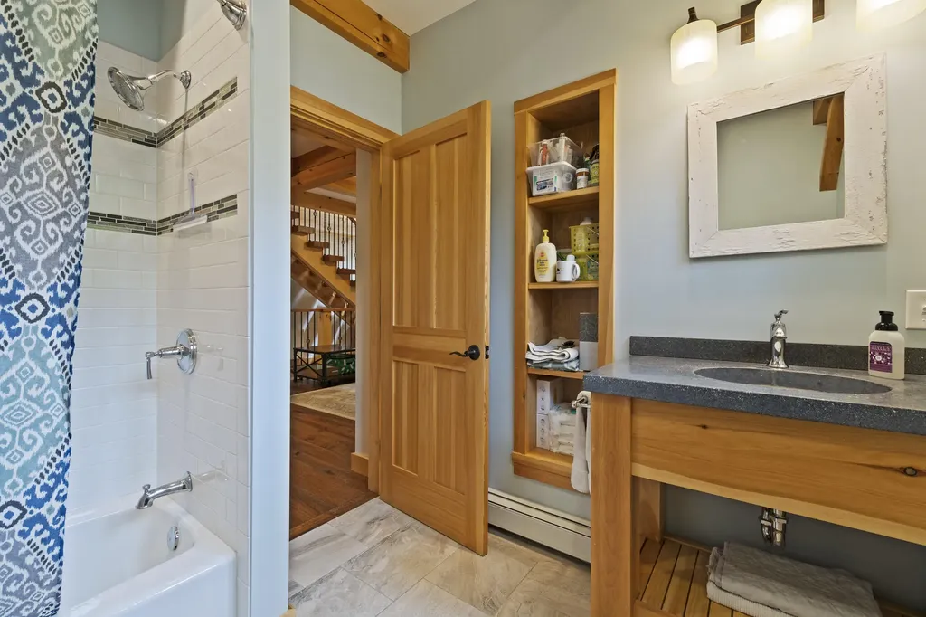 39 Island View Lane Brunswick ME 04011
