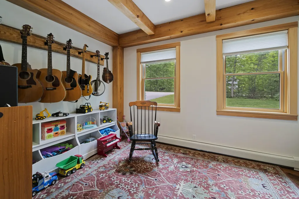 39 Island View Lane Brunswick ME 04011