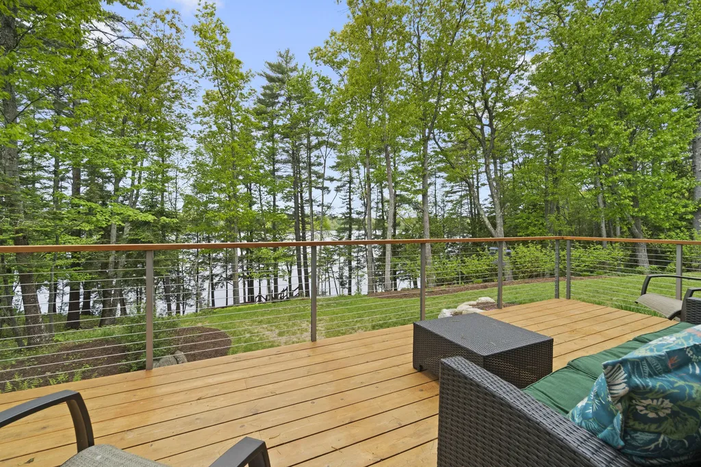 39 Island View Lane Brunswick ME 04011
