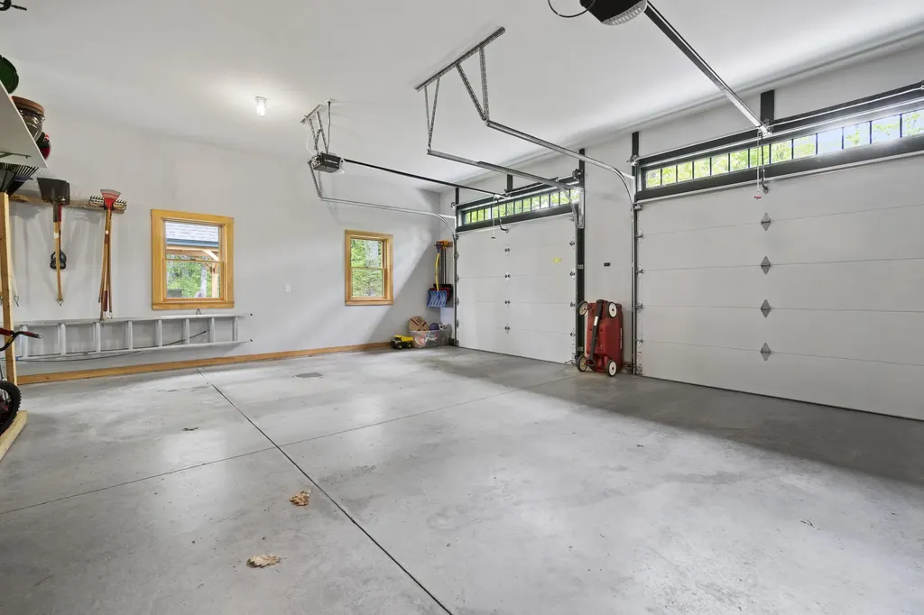 39 Island View Lane Brunswick ME 04011
