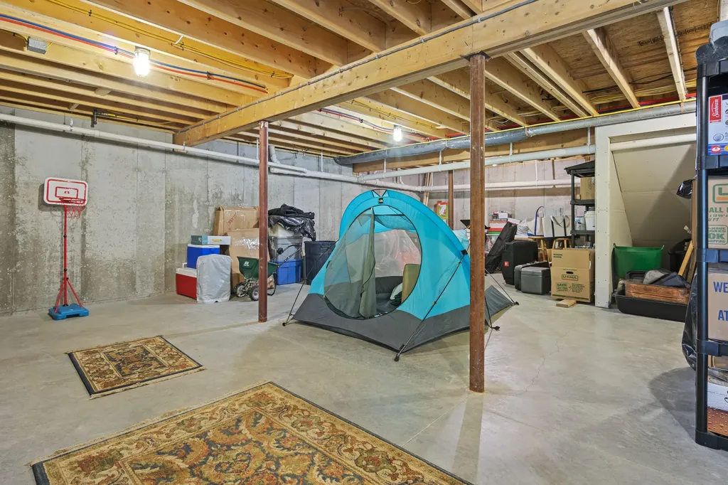 39 Island View Lane Brunswick ME 04011