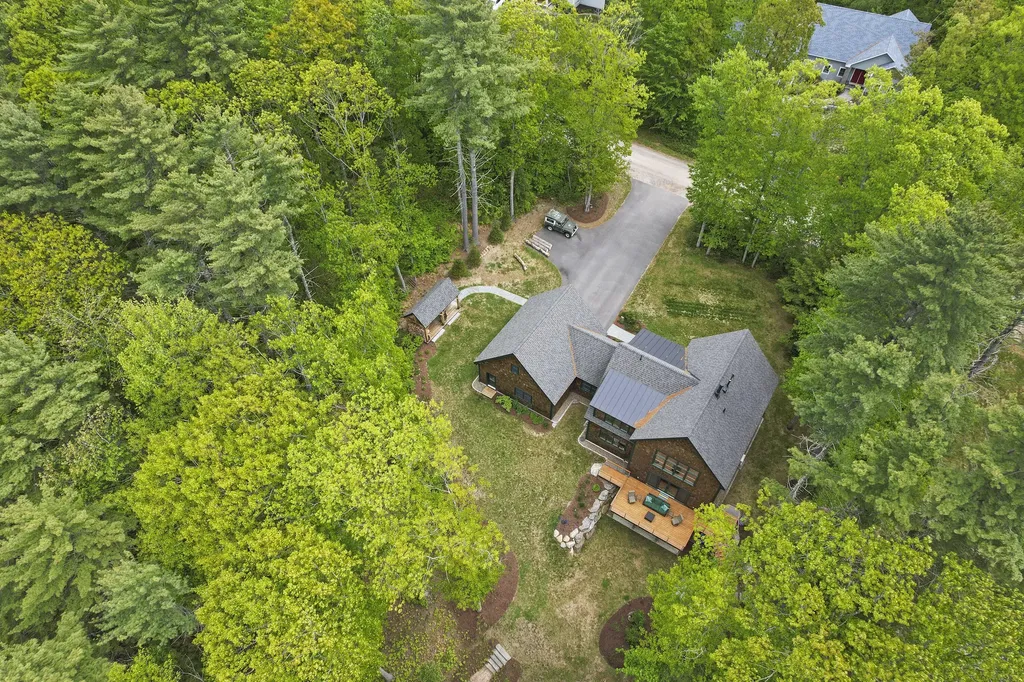 39 Island View Lane Brunswick ME 04011