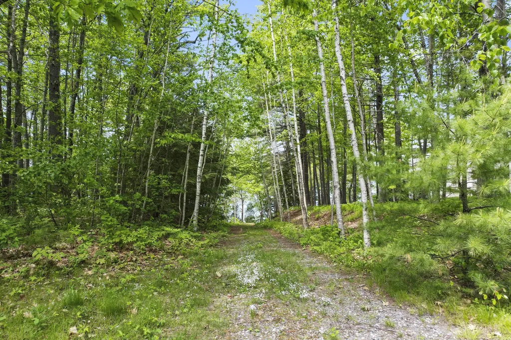 39 Island View Lane Brunswick ME 04011