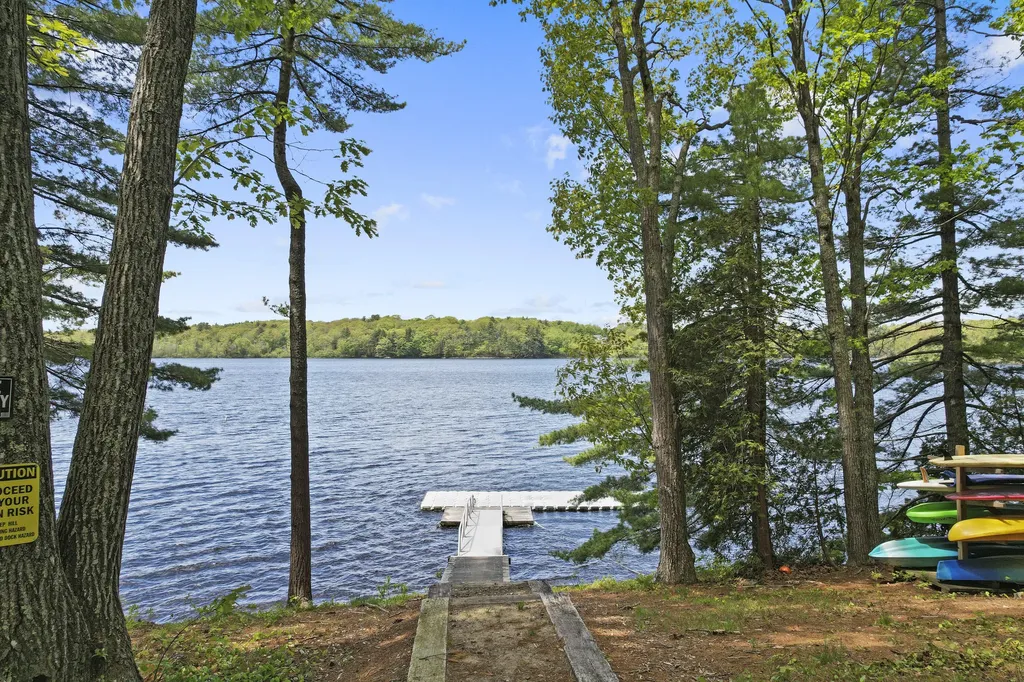 39 Island View Lane Brunswick ME 04011