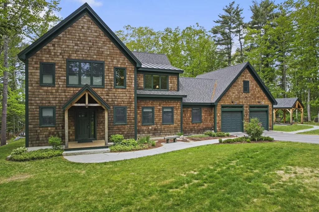39 Island View Lane Brunswick ME 04011