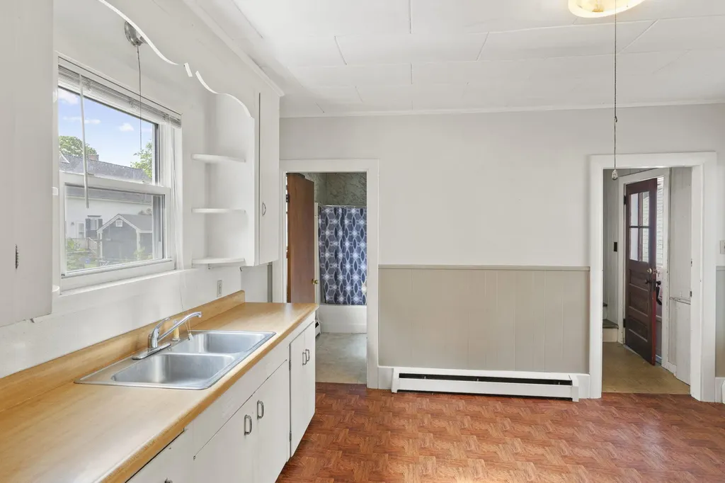 244 Pleasant Avenue Portland ME 04103