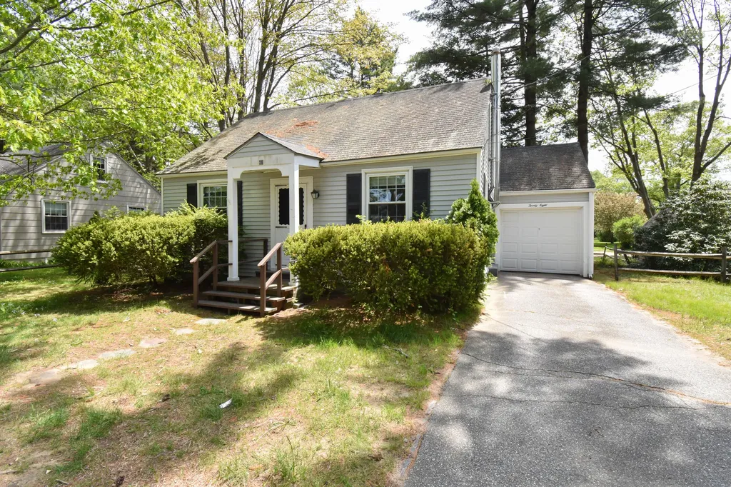 28 Chamberlain Avenue Brunswick ME 04011