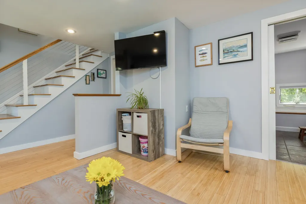 9 Range Street Portland ME 04103