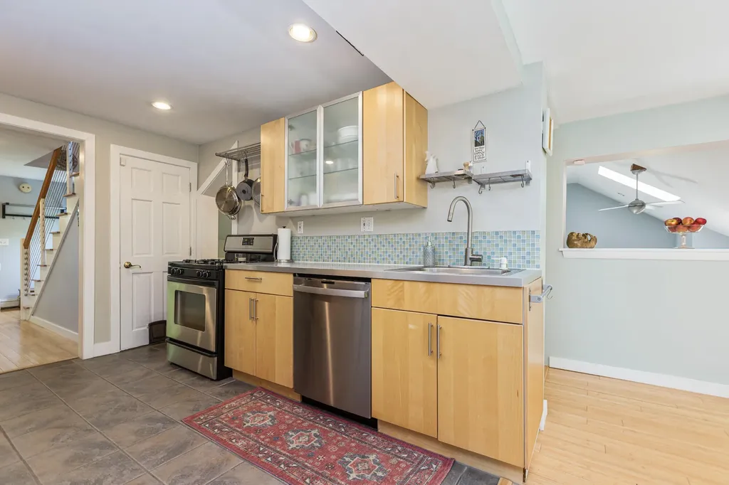 9 Range Street Portland ME 04103