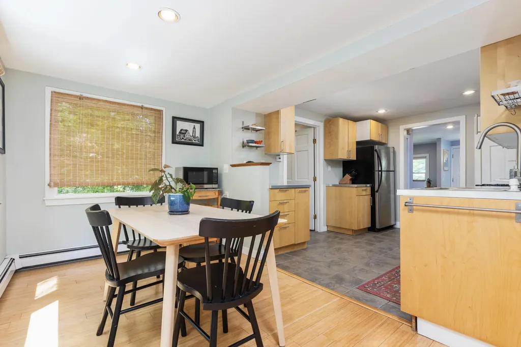 9 Range Street Portland ME 04103