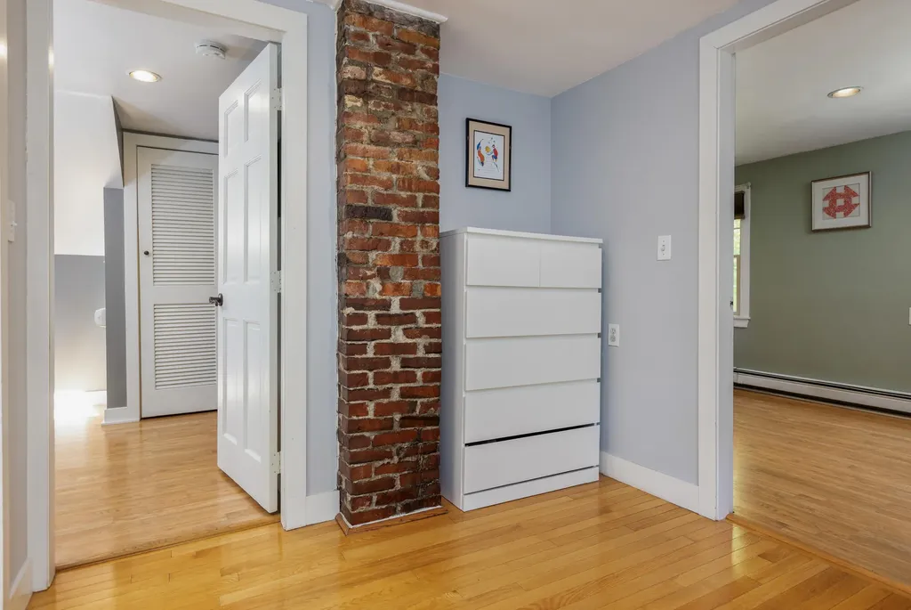9 Range Street Portland ME 04103