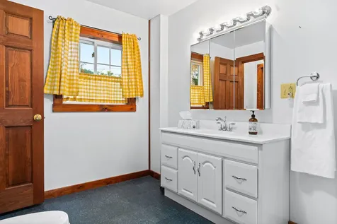 5 Lyons Lane Rangeley ME 04970