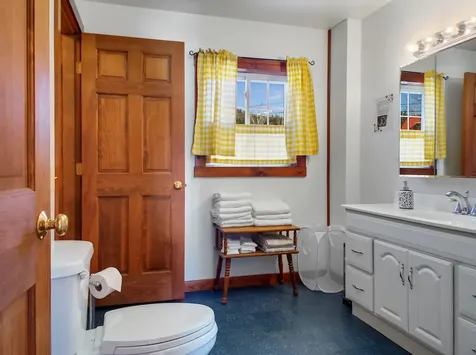 5 Lyons Lane Rangeley ME 04970