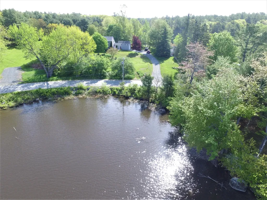 263 Shore Road Ellsworth ME 04605