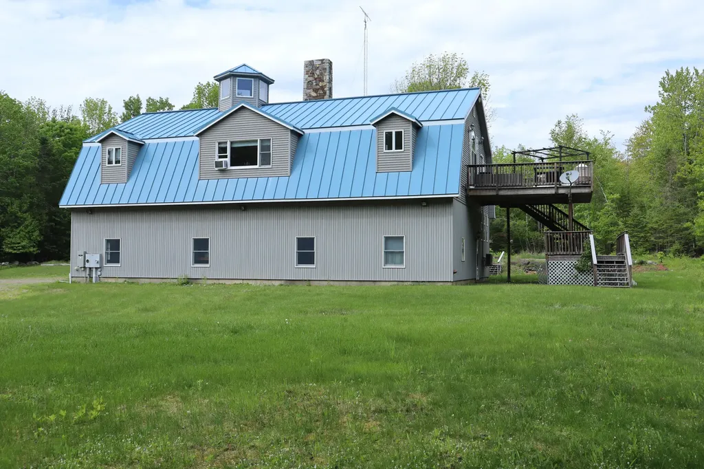45 Maplecroft Lane Burnham ME 04922