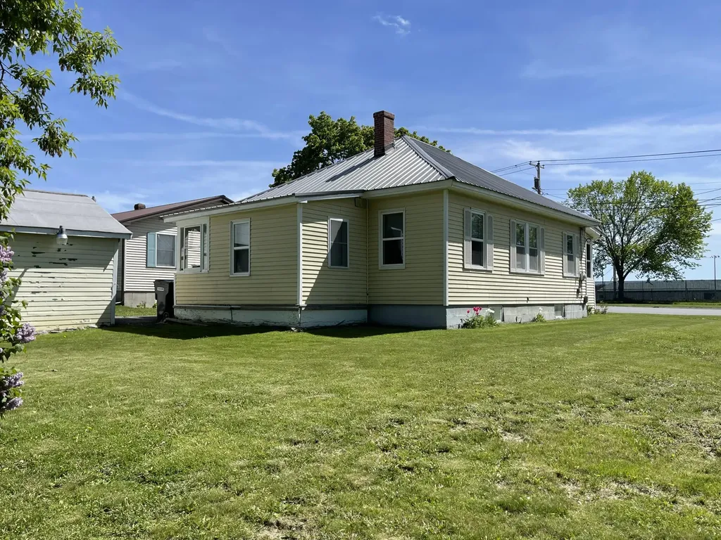 169 Buck Street Bangor ME 04401