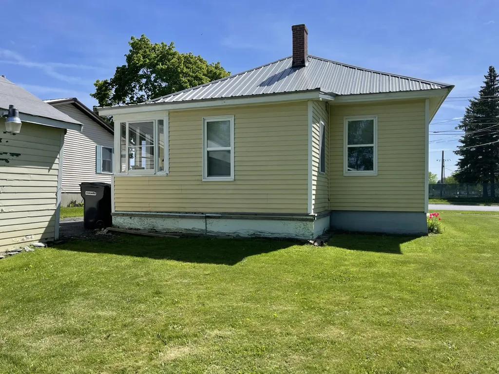 169 Buck Street Bangor ME 04401
