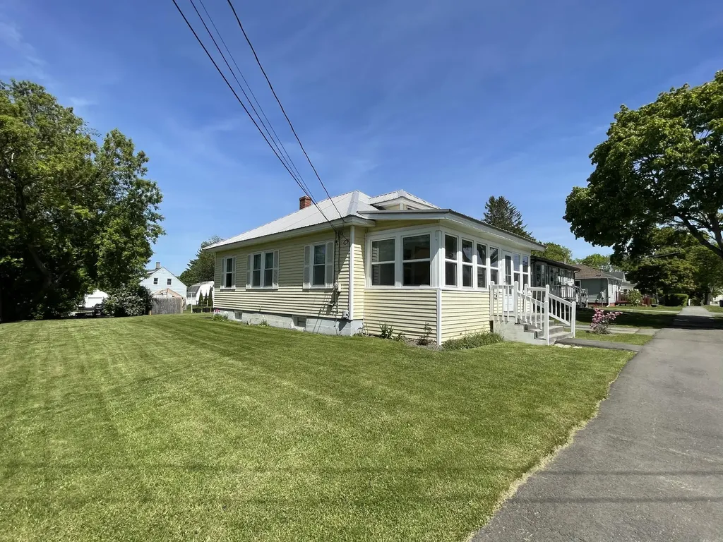 169 Buck Street Bangor ME 04401