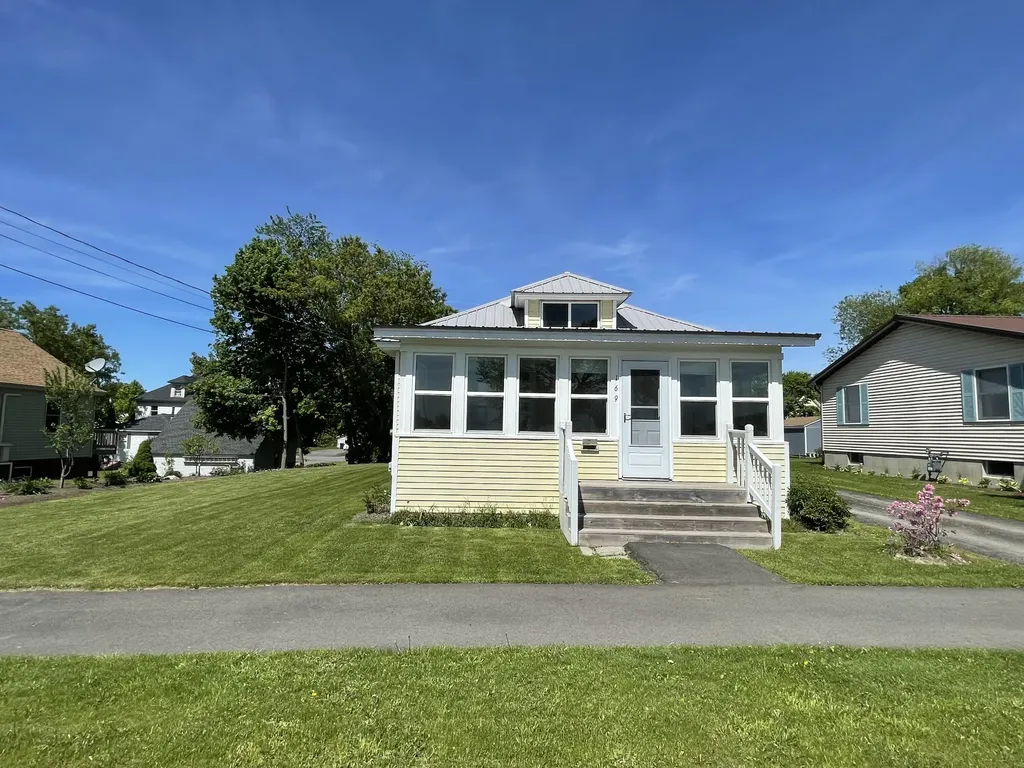 169 Buck Street Bangor ME 04401