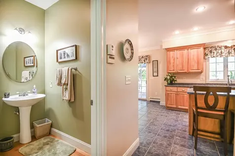 11 Doe Drive Eliot ME 03903