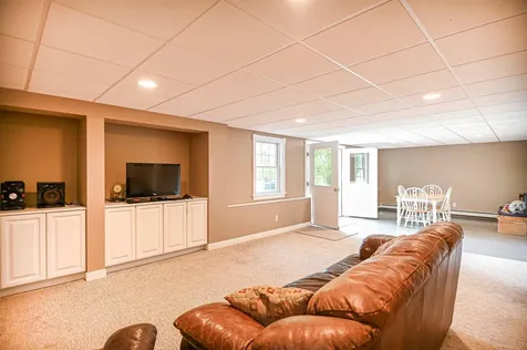 11 Doe Drive Eliot ME 03903