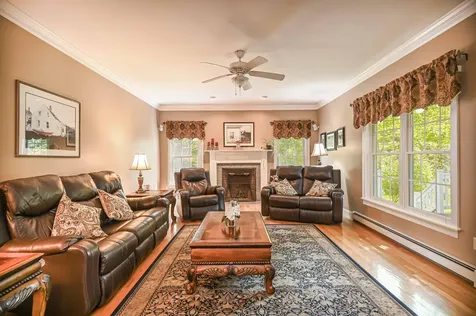 11 Doe Drive Eliot ME 03903