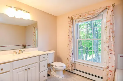 11 Doe Drive Eliot ME 03903