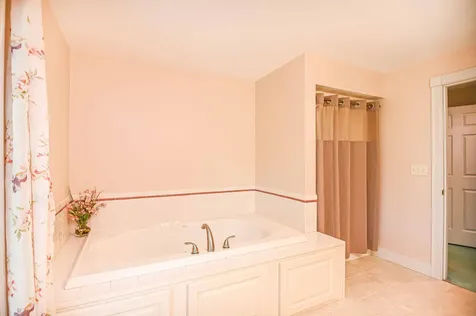 11 Doe Drive Eliot ME 03903