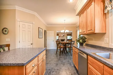 11 Doe Drive Eliot ME 03903