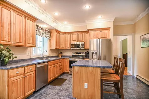 11 Doe Drive Eliot ME 03903