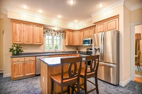 11 Doe Drive Eliot ME 03903
