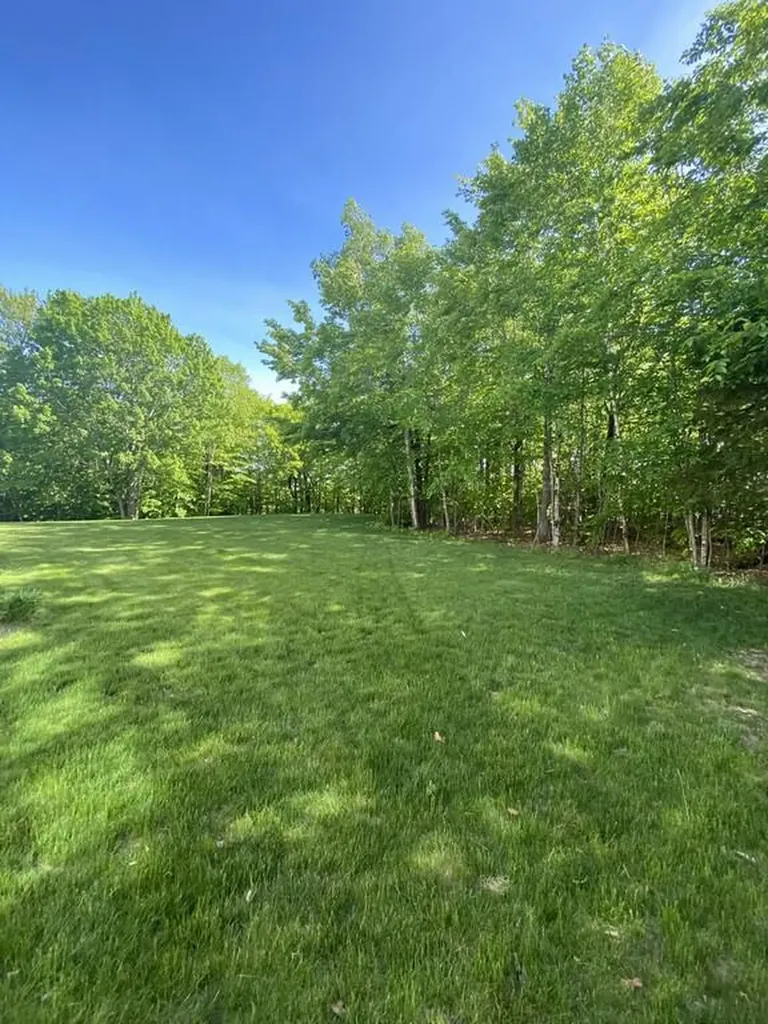 17 Deer Hill Lane Hampden ME 04444
