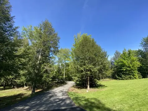17 Deer Hill Lane Hampden ME 04444