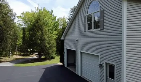 17 Deer Hill Lane Hampden ME 04444