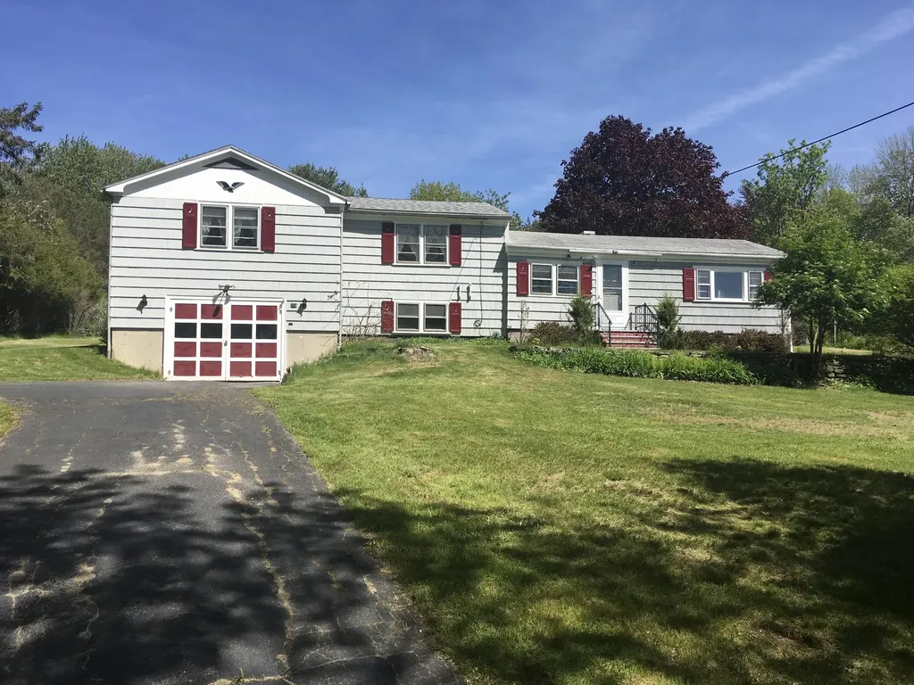 201 River Road Bucksport ME 04416
