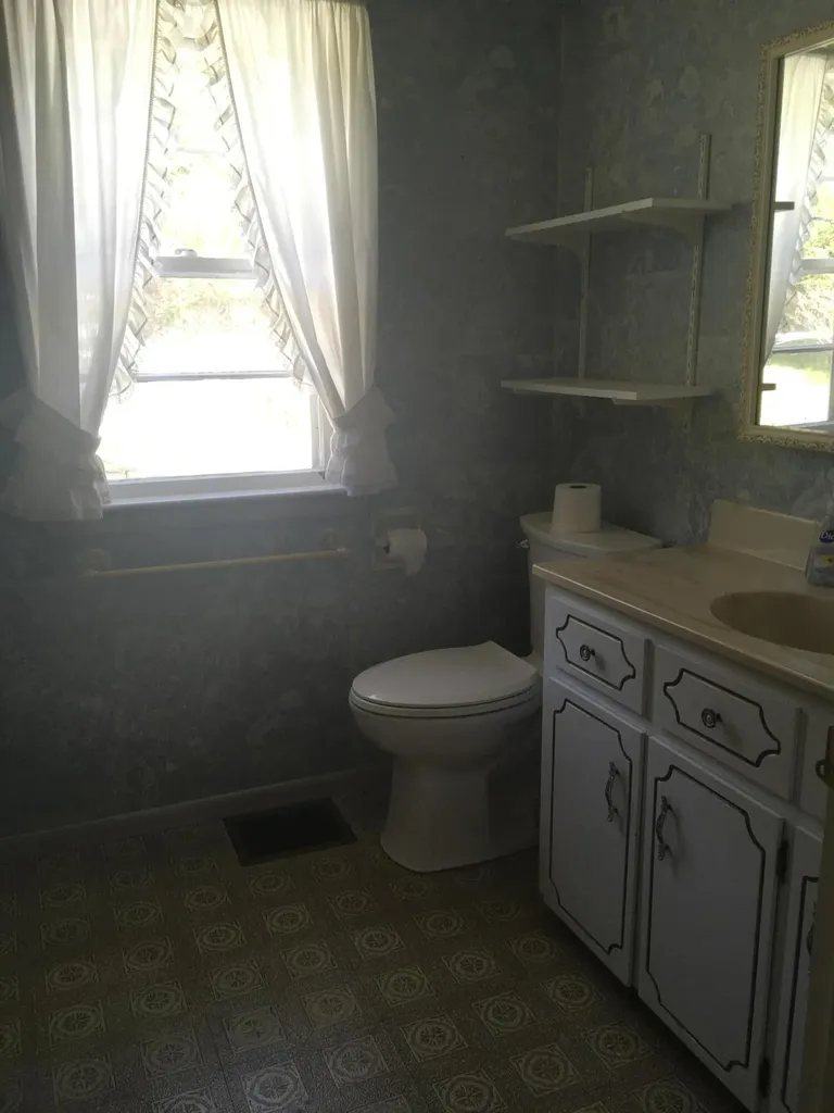 201 River Road Bucksport ME 04416