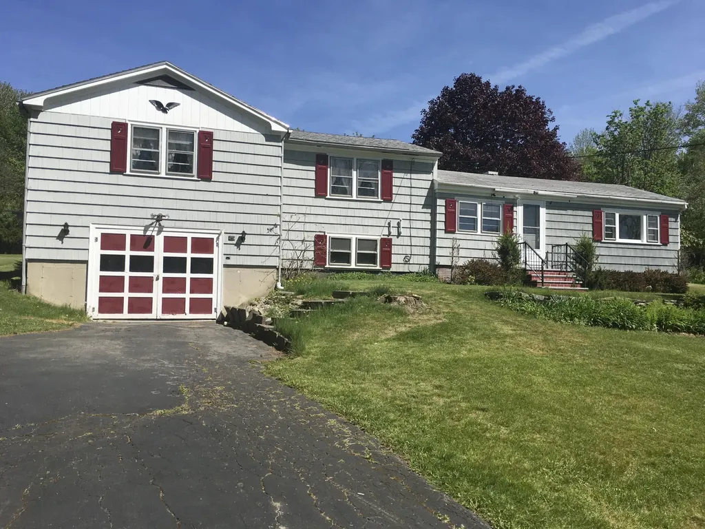 201 River Road Bucksport ME 04416