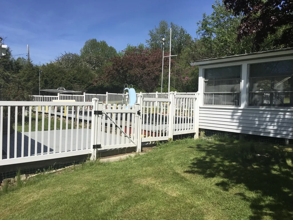 201 River Road Bucksport ME 04416