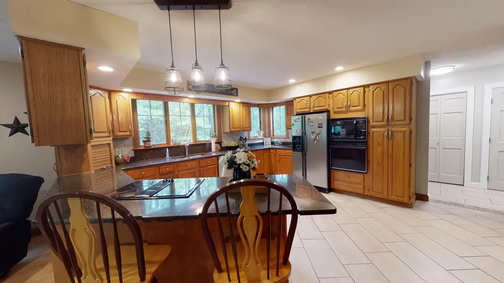 31 Sheffield Avenue Lewiston ME 04240